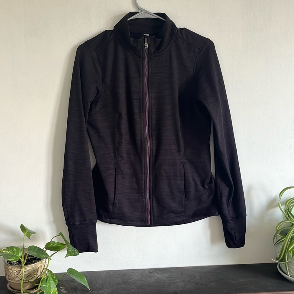 Reitman’s purple/black hyba jacket in size medium